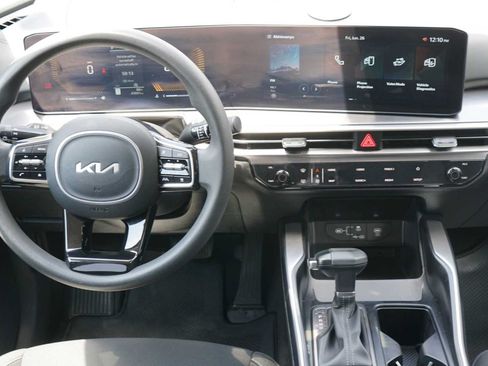 Certified 2024 Kia Sorento LX FWD image 21