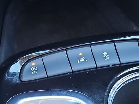 Certified 2023 Buick Encore GX Select w/ Experience Buick Package image 25