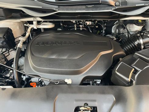 Certified 2025 Honda Odyssey Touring image 30