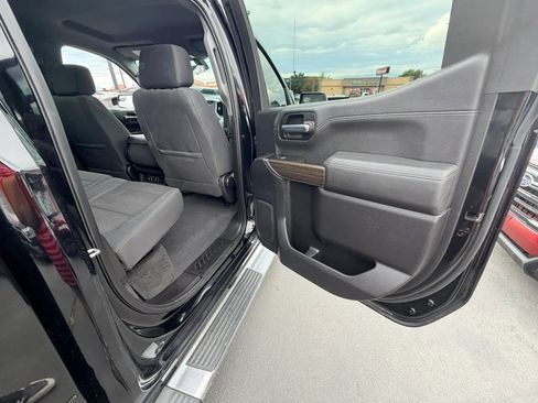 Used 2019 Chevrolet Silverado 1500 LT Trail Boss AWD/4WD image 22
