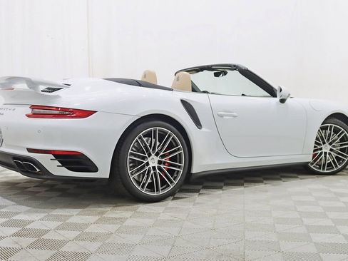 Used 2018 Porsche 911 Turbo AWD/4WD image 9
