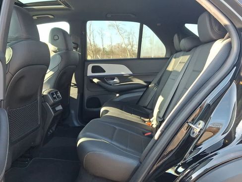 Used 2024 Mercedes-Benz GLE 450e 4MATIC image 26