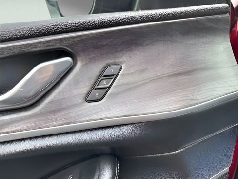 Used 2025 Jeep Grand Cherokee Limited 4xe image 26