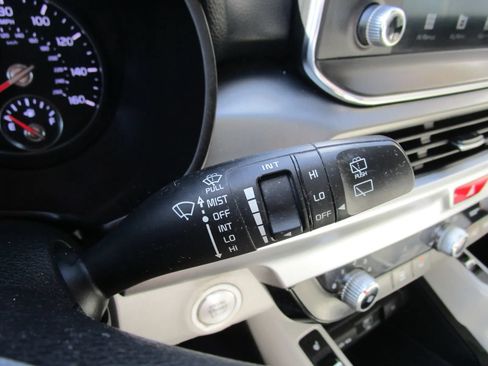Used 2021 Kia Telluride S AWD/4WD image 24