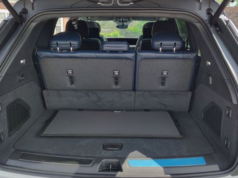 New 2025 Cadillac Escalade IQ Luxury 2 image 43