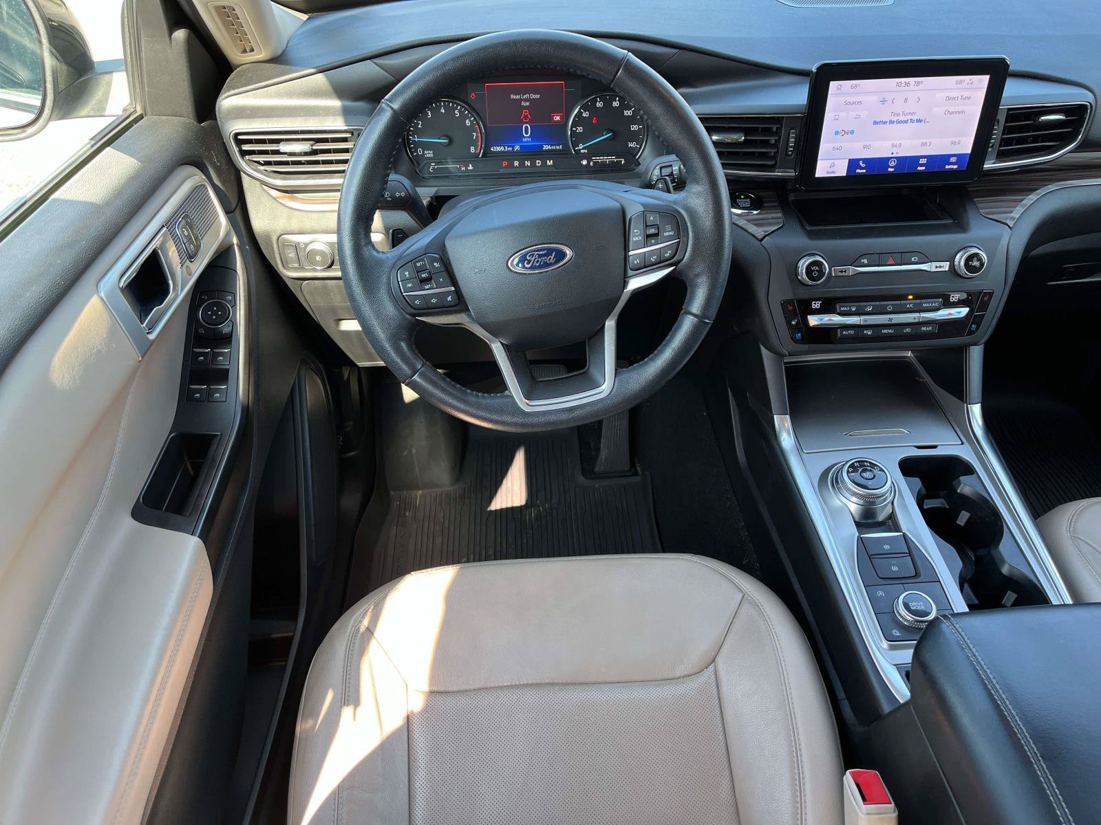 Used 2020 Ford Explorer Limited AWD/4WD image 12