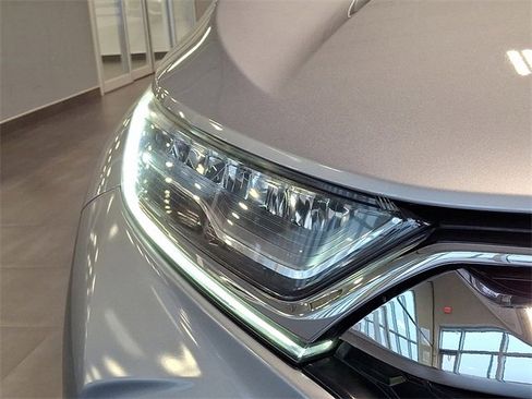 Used 2018 Honda CR-V Touring image 8
