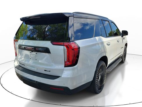 Used 2021 GMC Yukon SLT w/ SLT Luxury Plus Package image 6