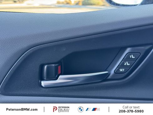 Used 2025 Toyota Prius Limited image 25