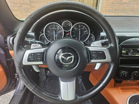 Used 2007 MAZDA MX-5 Miata Grand Touring w/ Premium Pkg RWD image 45