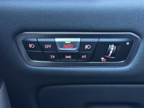 Used 2021 BMW X5 xDrive40i w/ Premium Package image 34