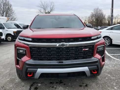 Used 2025 Chevrolet Traverse Z71 w/ LPO, Floor Liner Package image 13