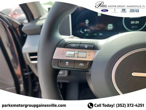 New 2025 Hyundai Sonata Limited image 28