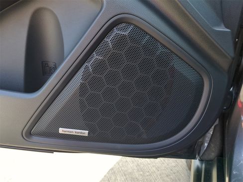 Certified 2025 Subaru Outback Touring XT image 20