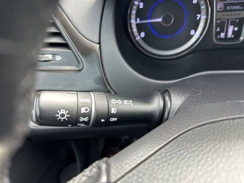 Used 2012 Hyundai Azera image 49