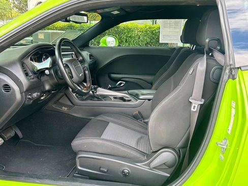 Certified 2023 Dodge Challenger SXT image 16