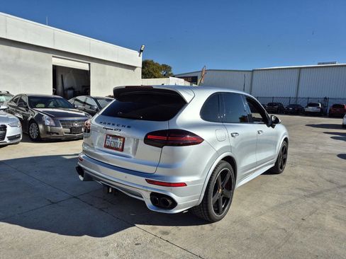 Used 2016 Porsche Cayenne GTS image 6