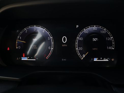 New 2025 Jeep Grand Cherokee L Overland w/ Luxury Tech Group IV image 4