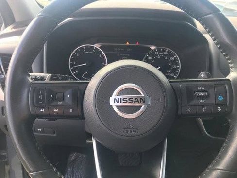 Used 2021 Nissan Rogue SL FWD image 14