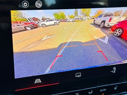 New 2025 GMC Canyon Elevation w/ Convenience Package image 22