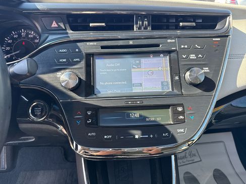 Used 2015 Toyota Avalon XLE Touring image 19