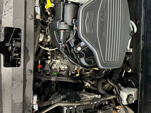 Used 2020 Cadillac XT6 Sport image 9