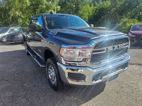 Used 2019 RAM 2500 Tradesman AWD/4WD image 3