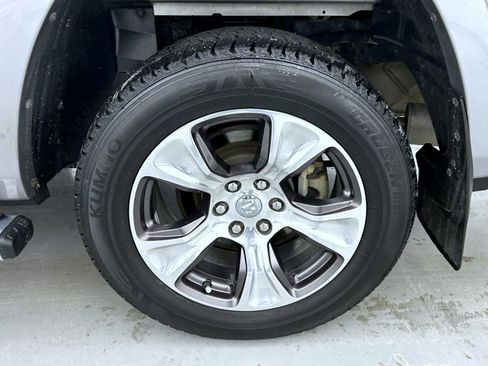 Certified 2022 RAM 1500 Laramie image 22