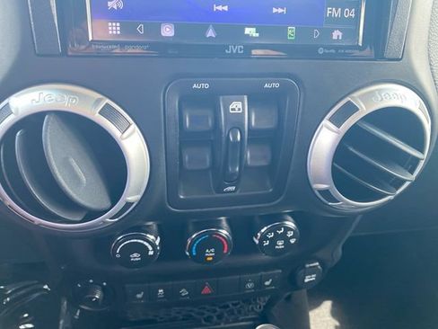 Used 2016 Jeep Wrangler Unlimited Sahara w/ Max Tow Package AWD/4WD image 21