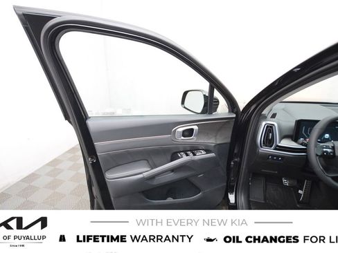 New 2026 Kia Sorento SX image 9