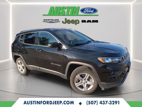 Certified 2024 Jeep Compass Latitude image 7