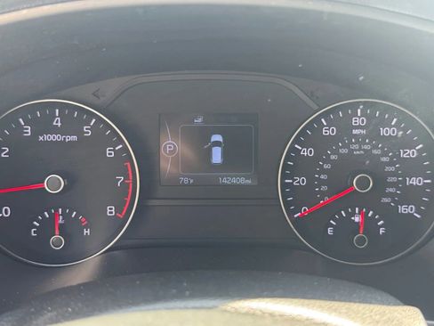 Used 2019 Kia Sportage LX FWD image 25