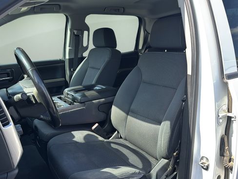 Used 2018 Chevrolet Silverado 1500 LT w/ Texas Edition RWD image 10