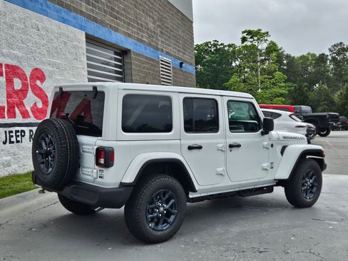 New 2026 Jeep Wrangler Unlimited Sport AWD/4WD image 7