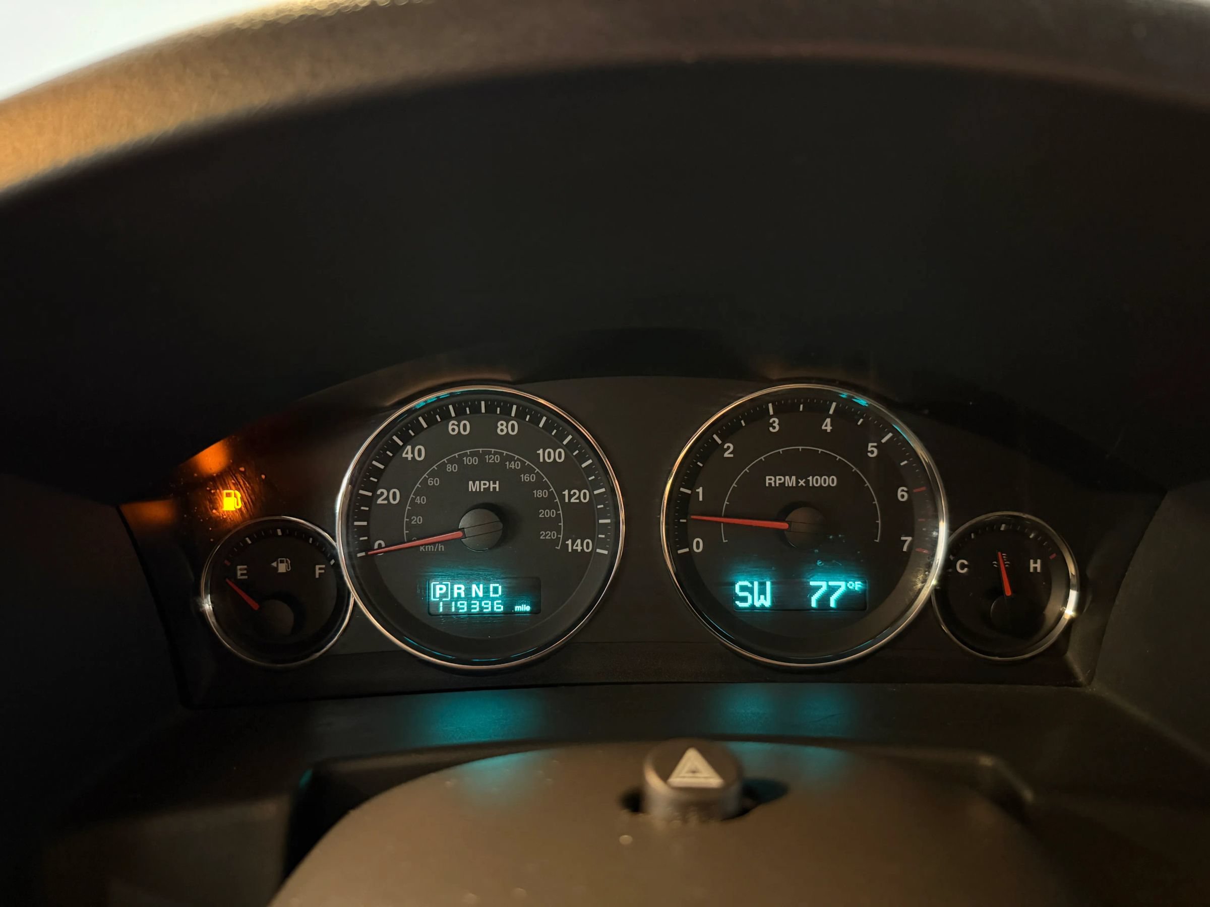 Used 2007 Jeep Commander Sport RWD image 13