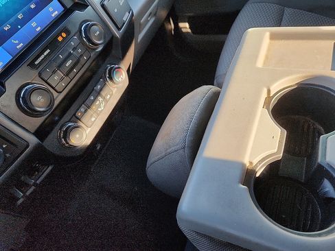 Used 2020 Ford F250 XLT image 12