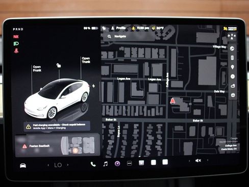 Used 2023 Tesla Model 3 Standard Range image 30