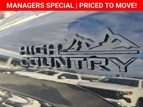 New 2026 Chevrolet Silverado 2500 High Country w/ High Country Premium Package AWD/4WD image 17