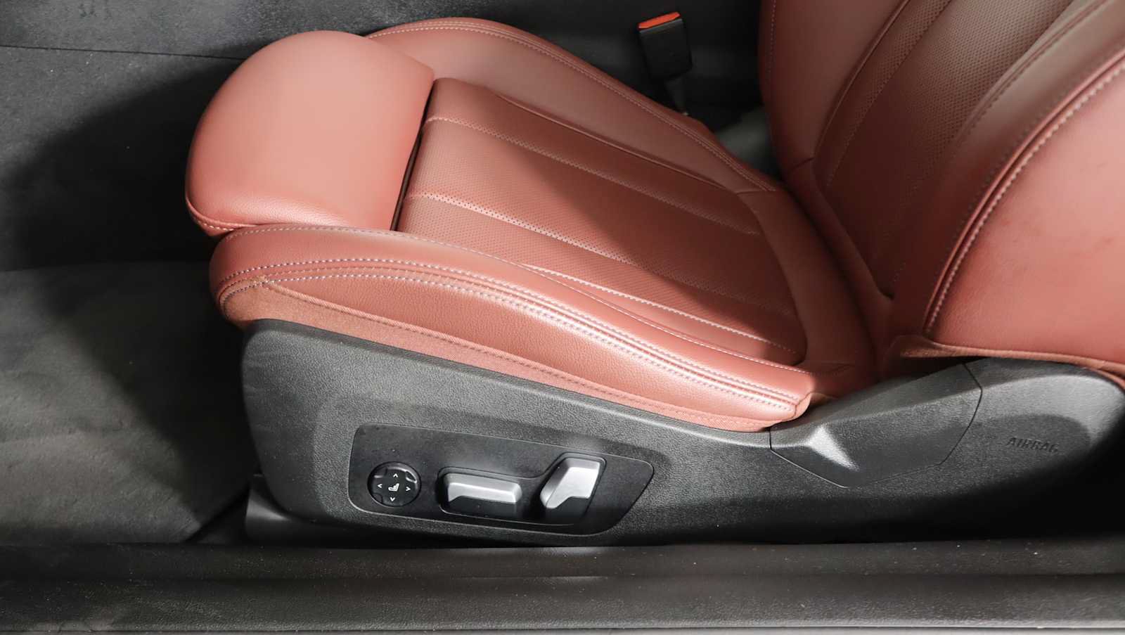 Used 2024 BMW 440i xDrive Coupe w/ Premium Package AWD/4WD image 18