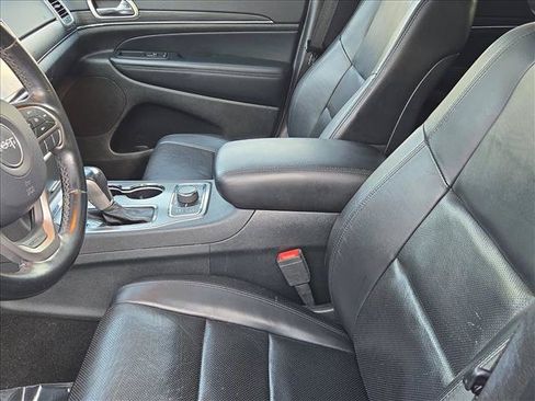 Used 2020 Jeep Grand Cherokee Limited w/ Luxury Group II AWD/4WD image 16