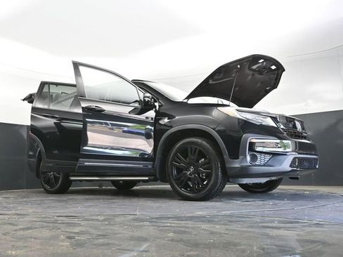 Used 2022 Honda Pilot Black Edition image 46