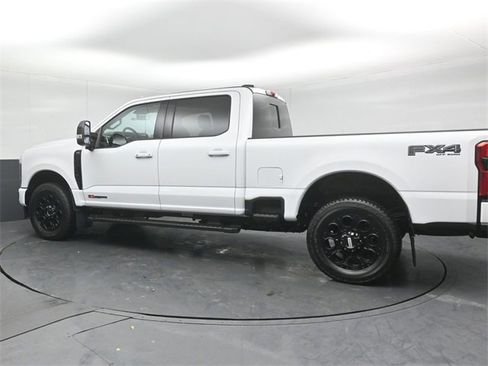 Used 2025 Ford F250 Lariat w/ Lariat Ultimate Package image 7