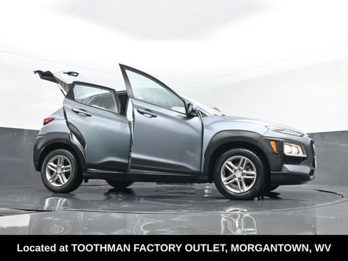 Used 2021 Hyundai Kona SE image 30