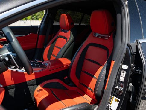 Used 2022 Mercedes-Benz AMG GT 43 image 28