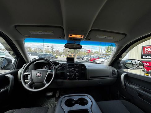 Used 2011 GMC Sierra 1500 SL AWD/4WD image 36