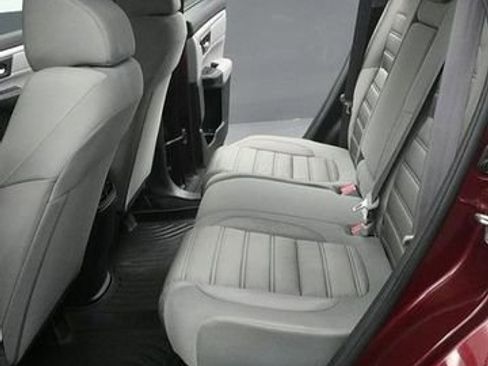 Used 2019 Honda CR-V LX image 11