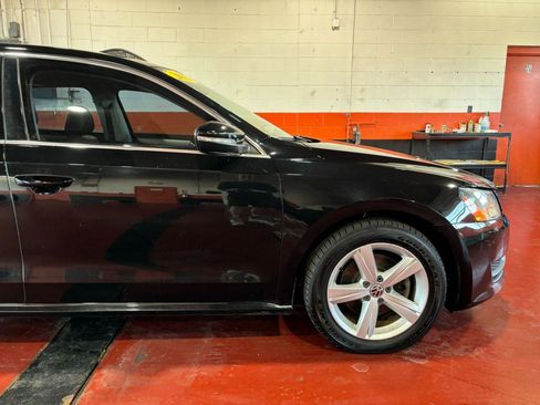 Used 2012 Volkswagen Passat 2.5 SE image 5