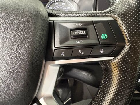 Used 2024 Mitsubishi Outlander SE FWD image 24