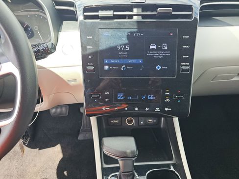 Used 2024 Hyundai Tucson SEL image 4