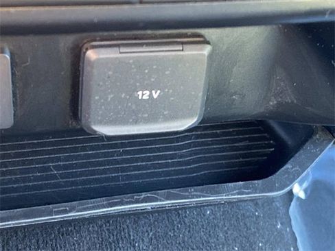 Used 2025 Ford F250 XLT image 31